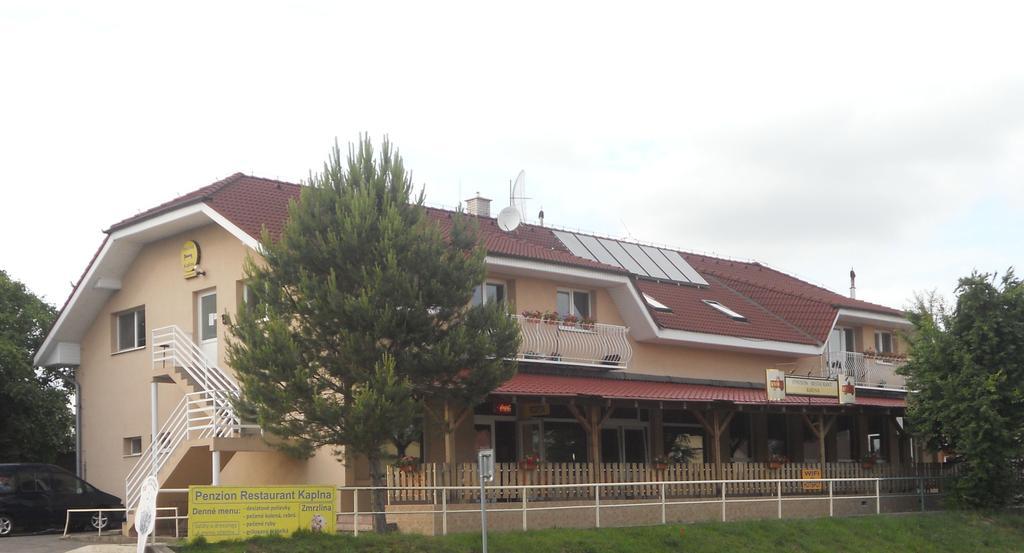 Penzion Kaplna Екстер'єр фото